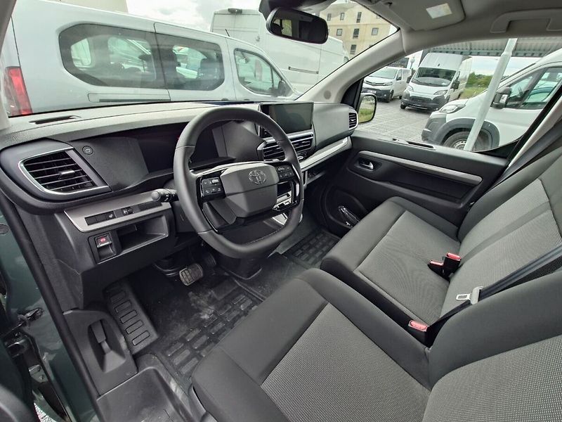 Toyota ProAce Verso L2 Business 9S Comfort - fotka 6 z 7