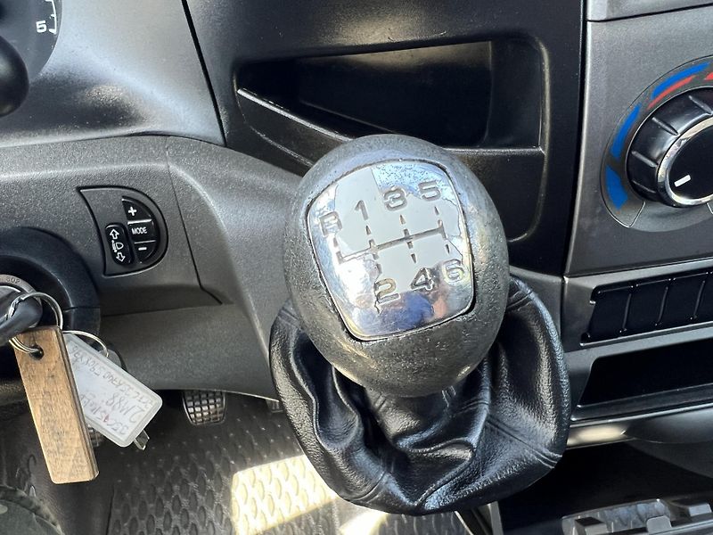 Iveco Daily 3.0,35C15,8p.,dvoumont,čeloDPH - fotka 29 z 31