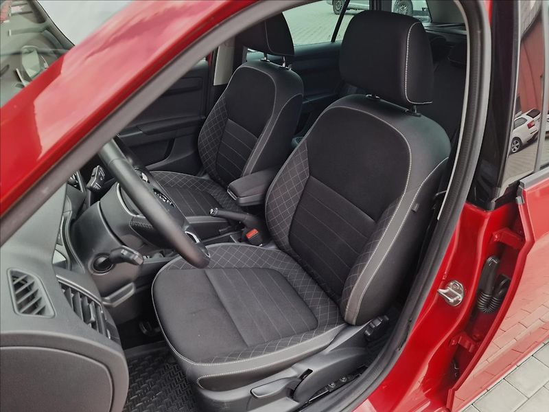 Škoda Fabia 1.0TSI Tour, původ ČR, 1.Maj. - fotka 35 z 49