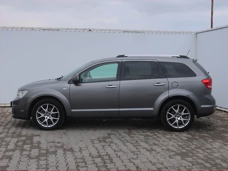 Fiat Freemont (2012) 2.0 MultiJet, 4X4, Automat - fotka 3 z 19