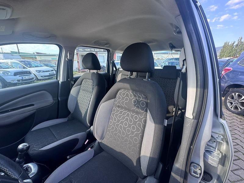 Citroën C3 Picasso (2011) 1,6 88 KW TAŽNÉ STK - fotka 22 z 43