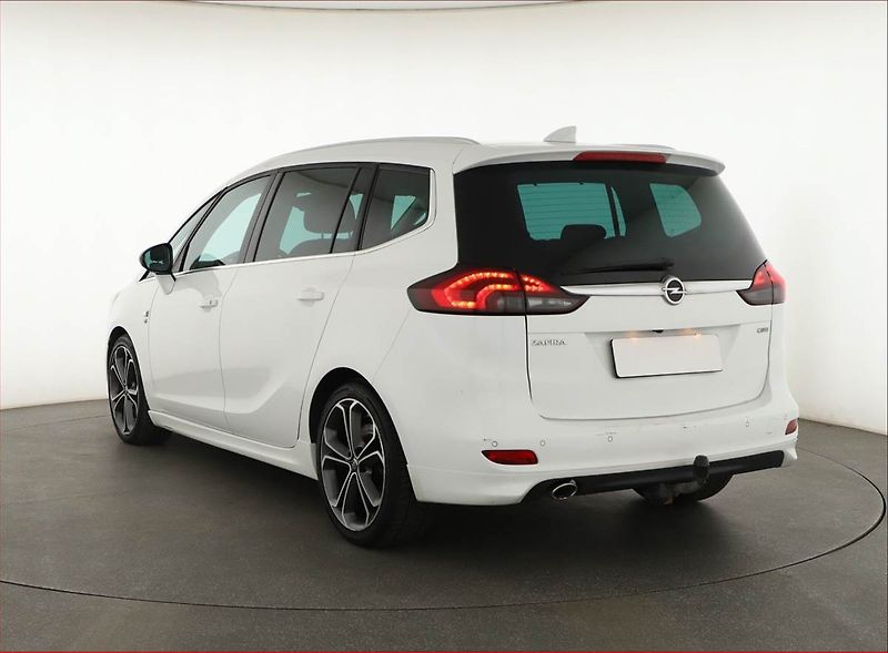 Opel Zafira (2016) 2.0 CDTI, Automat, 7 míst - fotka 4 z 21