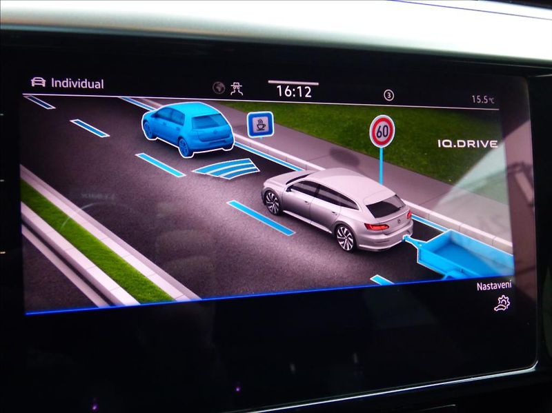 Volkswagen Arteon 1,4 1.4 TSI  DSG,eHybrid,R-lin - fotka 37 z 85