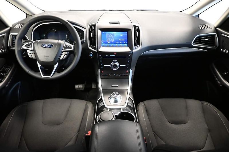 Ford S-MAX (2021) 2.0 LED ACC SONY Kamera 8AT EC - fotka 12 z 37