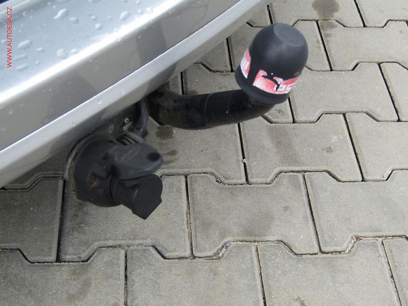 Ford Fusion (2006) 1.4 i, Klima - fotka 16 z 17
