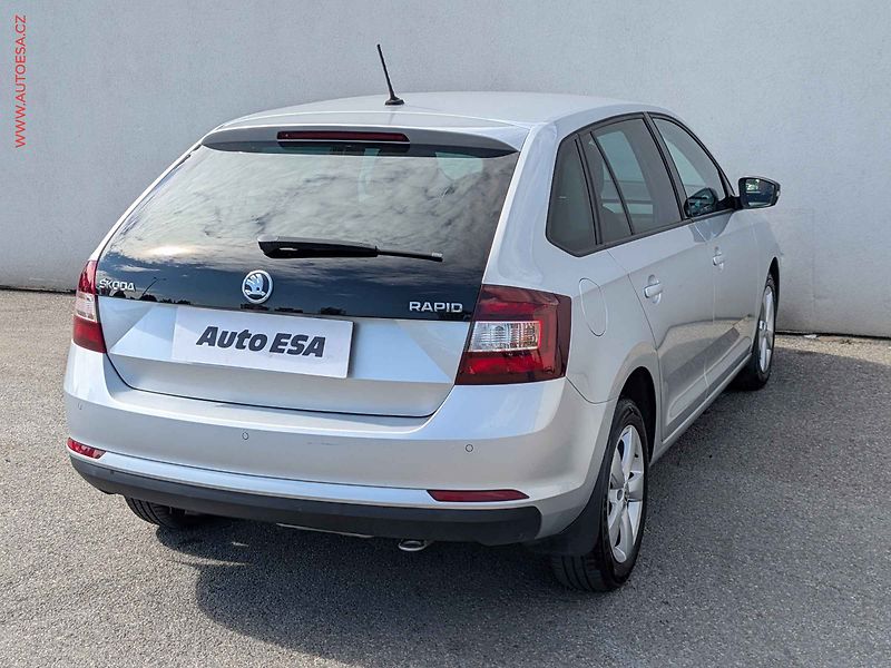 Škoda Rapid (2017) 1.6 TDi, ČR, Style - fotka 4 z 17