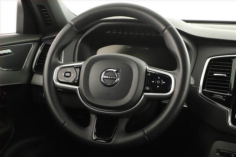 Volvo XC90 (2021) B5 AWD - fotka 16 z 20