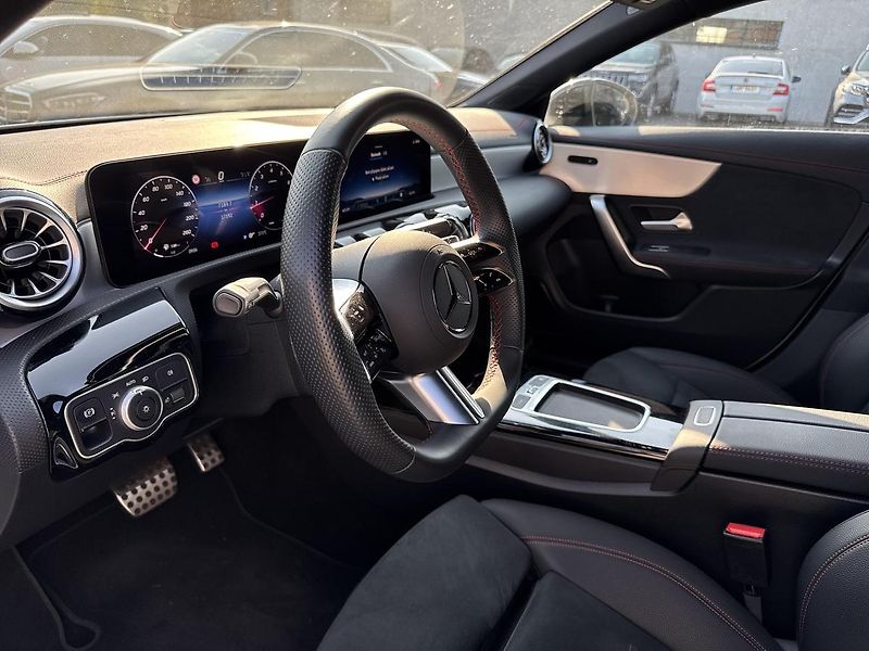 Mercedes-Benz CLA 200 kupé CZ, 1. majitel - fotka 9 z 15