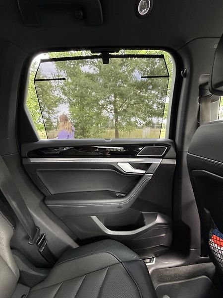 Volkswagen Touareg (2019) Velmi pěkný stav - fotka 15 z 33