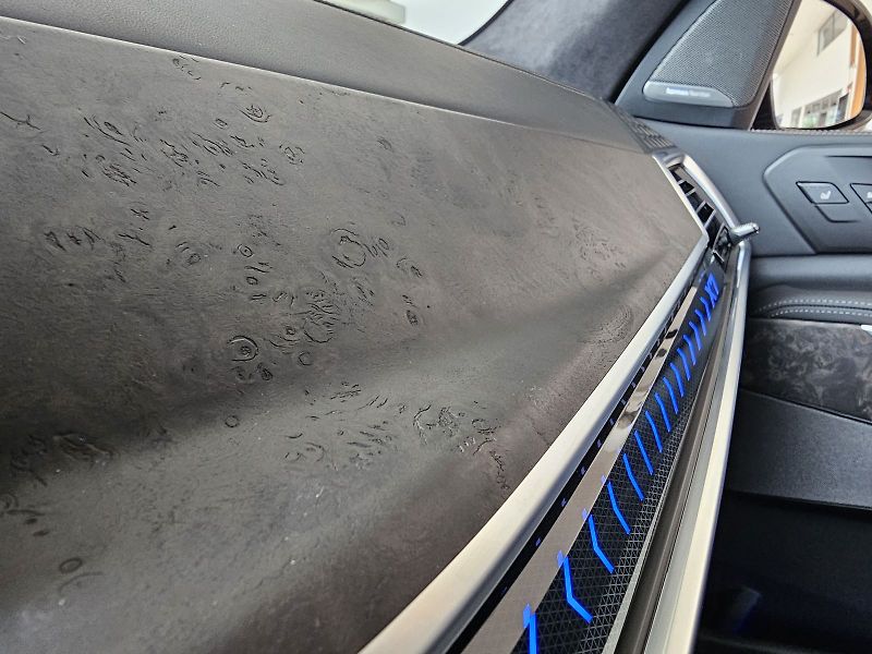 BMW X7 xDrive40d - fotka 29 z 36