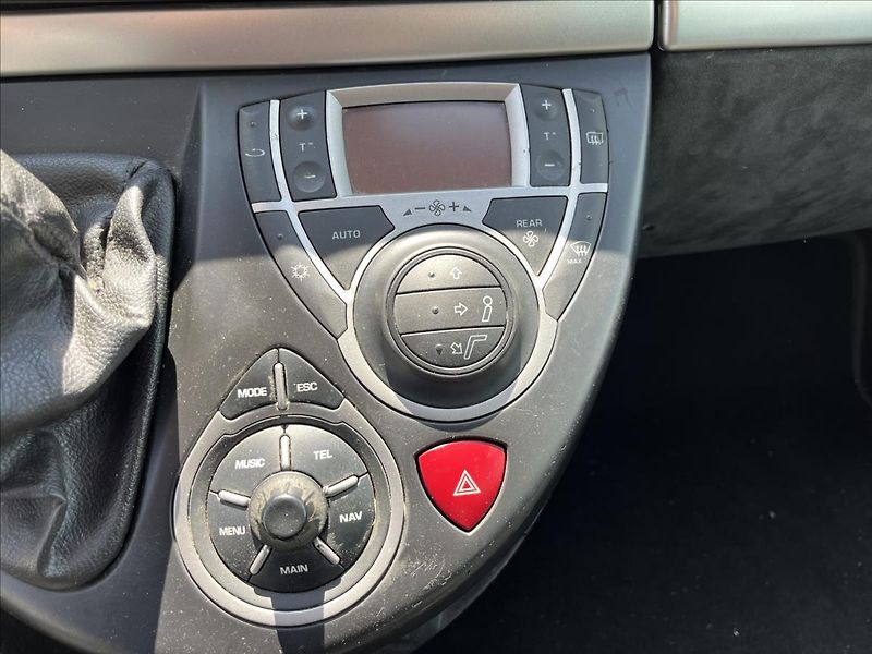 Citroën C8 2,0 HDi 8.MÍST 2xKOLA STK 7/28 - fotka 17 z 31
