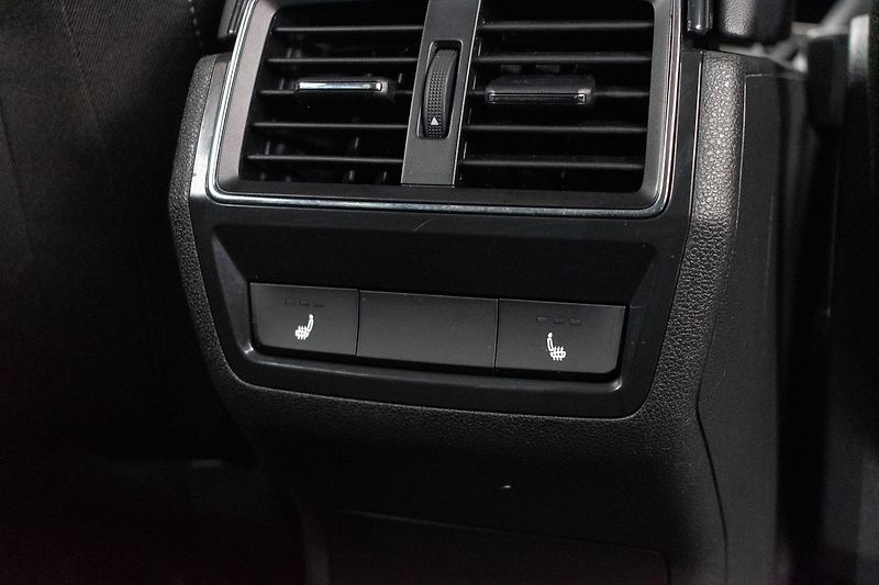 Škoda Kodiaq 2.0 TDI 4x4*STYLE*TAŽNÉ*ČR 1.M - fotka 14 z 49