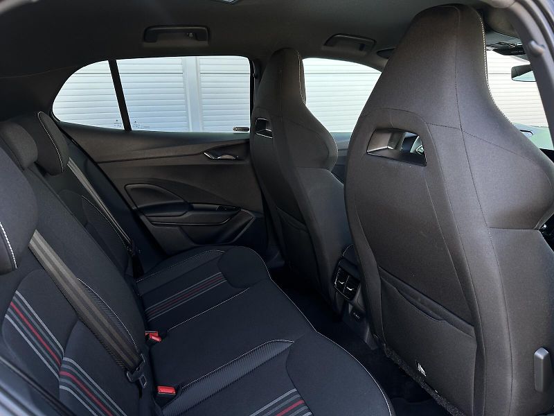 Škoda Fabia 1.0TSi Monte Carlo 116PS V.Coc - fotka 35 z 36
