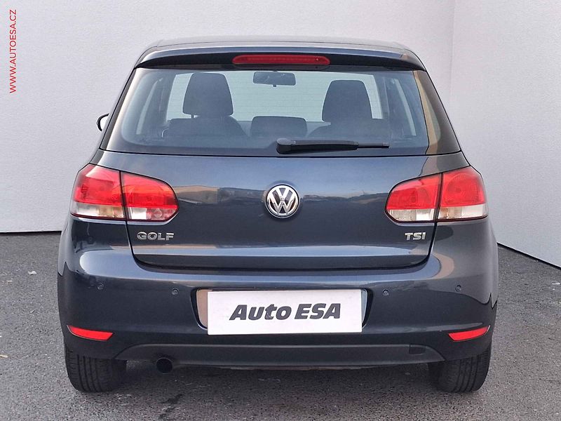 Volkswagen Golf (2012) 1.2TSi, ČR, Comfort - fotka 5 z 16