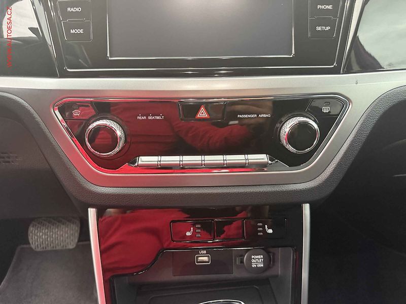 SsangYong Korando (2023) 1.5 T-GDi 4x4, 1.maj,ČR - fotka 14 z 17