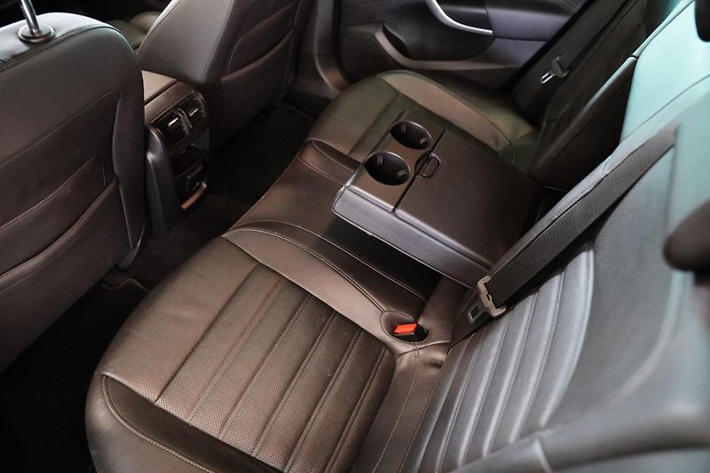 Opel Insignia - fotka 21 z 22