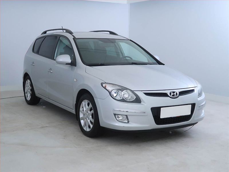 Hyundai i30 (2009) 1.6 CVVT, Serv.kniha - fotografie inzerátu