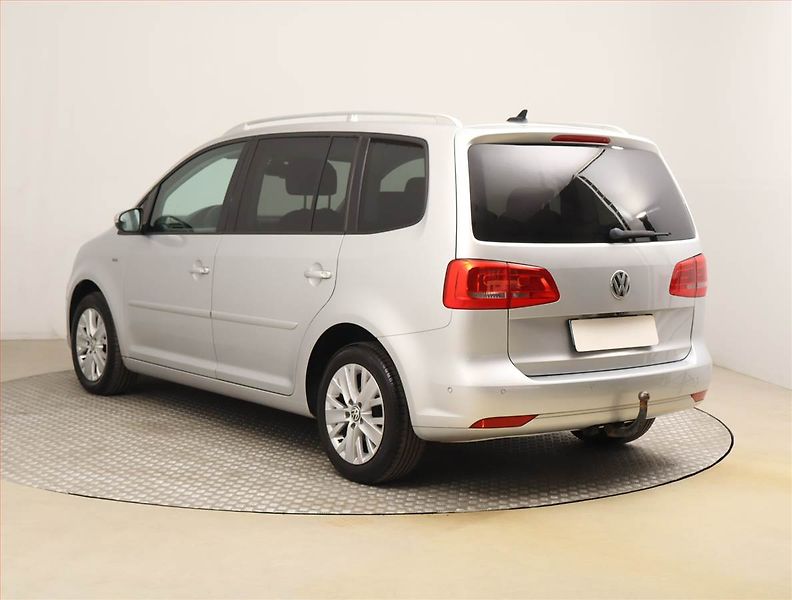 Volkswagen Touran (2013) 2.0 TDI, Navi, Tempomat - fotka 4 z 21
