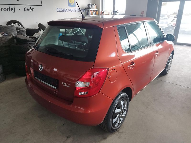Škoda Fabia (2014) 1,2i 44KW KLIMA NOVÉ ROZVODY - fotka 6 z 23