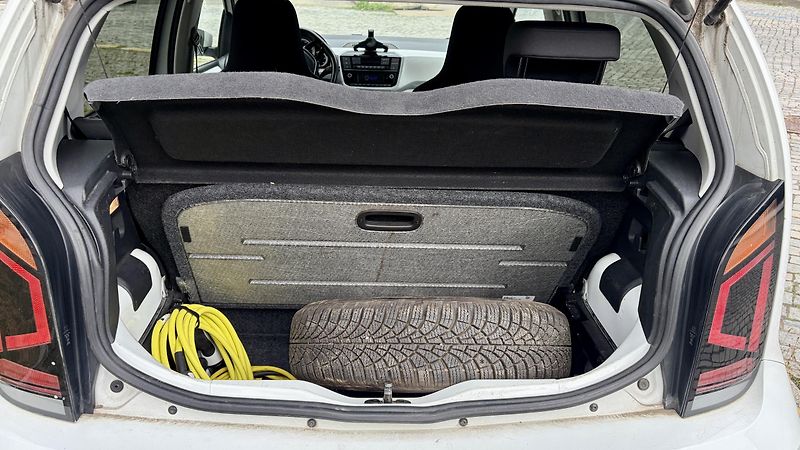 Volkswagen e-up! (2017) VW eUP! 60Kw, dojezd 130km DPH - fotka 7 z 27