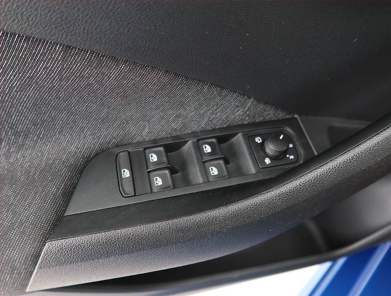 Škoda Kamiq (2022) 1.0 TSI, Tempomat - fotka 18 z 20