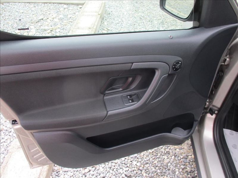 Škoda Roomster 1,2 TSi, Scout,DSG,klima,s.kn, - fotka 12 z 41