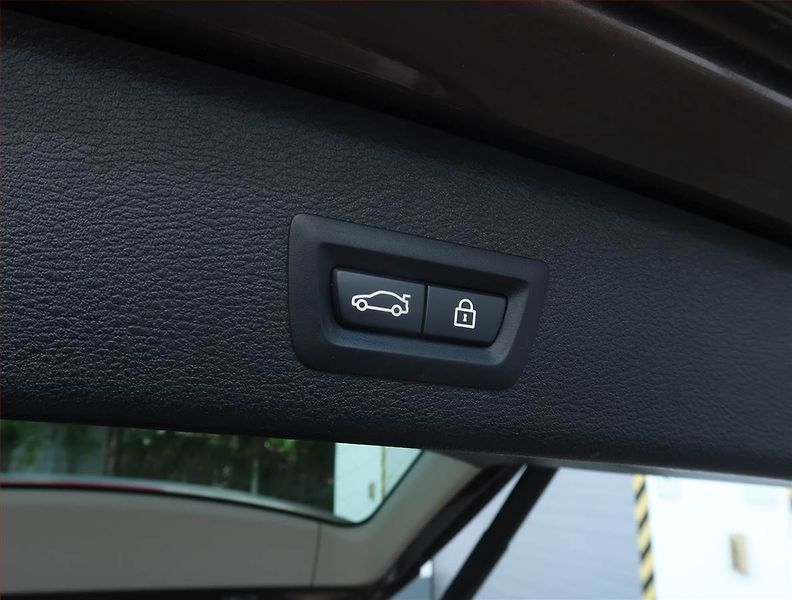 BMW X3 (2012) xDrive35d, 4X4, Automat, ČR - fotka 24 z 27