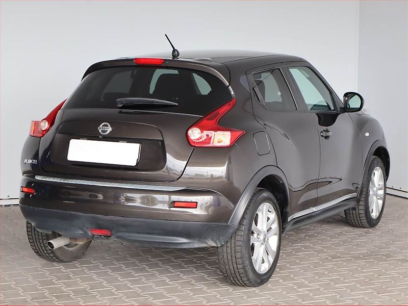 Nissan Juke (2011) 1.6 i, Serv.kniha, Tempomat - fotka 5 z 16
