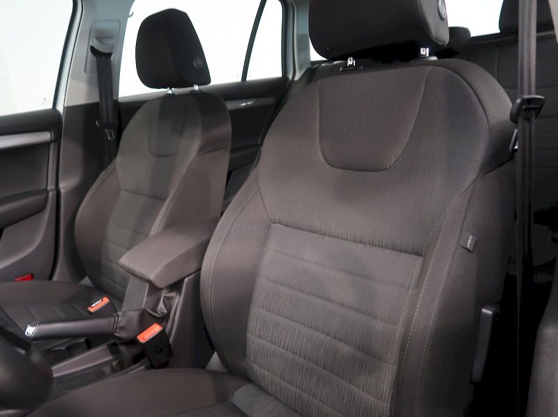 Škoda Octavia (2014) ELEGANCE 1.4TSI 103KW - fotka 14 z 33