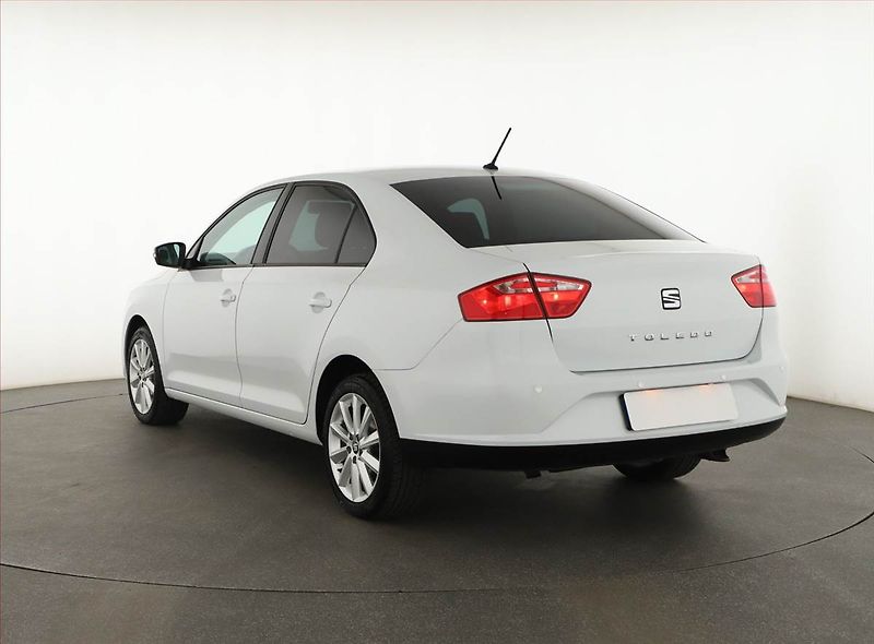 Seat Toledo (2018) 1.0 TSI, Serv.kniha, Tempomat - fotka 4 z 13