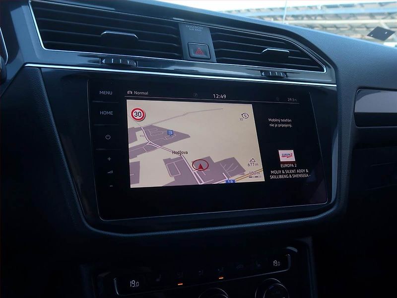 Volkswagen Tiguan (2017) Highline 2.0 BiTDI, 4X4 - fotka 12 z 16