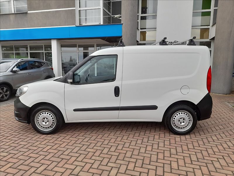 Fiat Dobló 1,4 i - fotka 9 z 18
