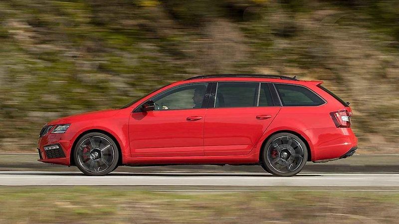 Škoda Octavia Combi RS 245.