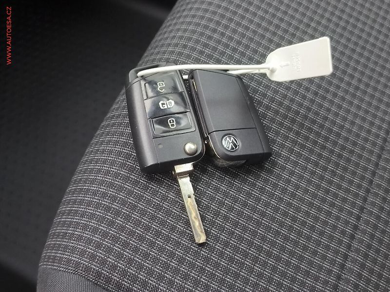 Volkswagen Caddy (2021) 2.0TDi MAXi, 1.maj,ČR, AC - fotka 23 z 23