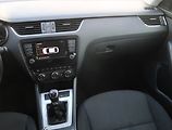 Škoda Octavia (2016) Style 1.6 TDI, Tempomat - náhled 8
