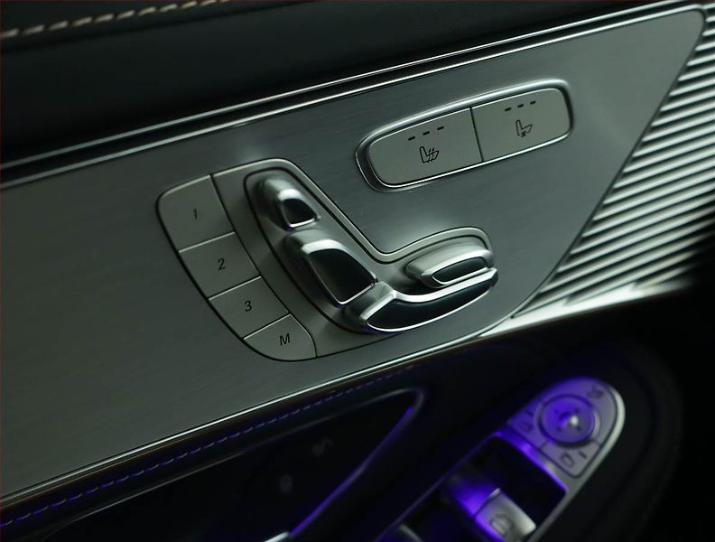 Mercedes-Benz EQC (2019) 400 4MATIC, SoH 94% - fotka 15 z 21