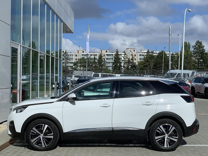 Peugeot 3008 ALLURE+ 1.2 PureTech 96kW AT - fotka 4 z 27