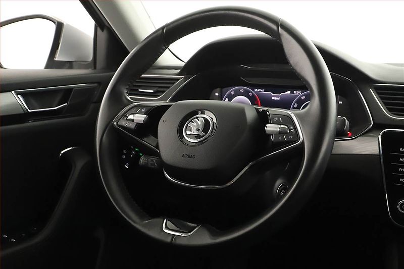 Škoda Superb (2021) Style 2.0 TDI, Automat - fotka 8 z 20