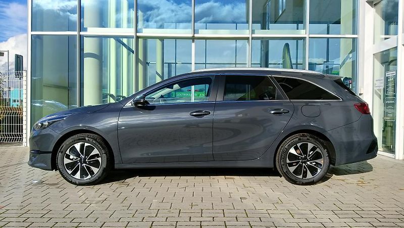 Kia Ceed SW (2024) 1.5 T-GDi GPF TOP - fotka 3 z 7