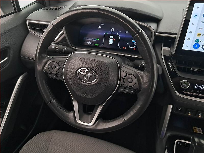 Toyota Corolla Cross (2024) 1.8 Hybrid - fotka 22 z 23