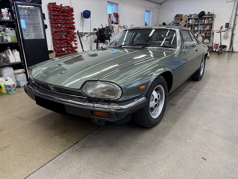 Jaguar XJS 5.3 V12 - bez koroze - fotka 3 z 15