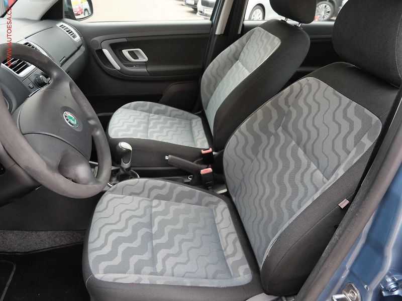 Škoda Fabia (2007) 1.4 MPi, Ambition, AC - fotka 9 z 12