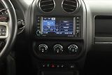 Jeep Compass (2012) 2.0, Tempomat, Vyhř. sedaček - náhled 10