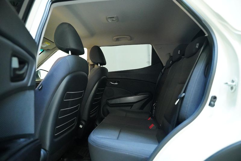 SsangYong Tivoli - fotka 26 z 27