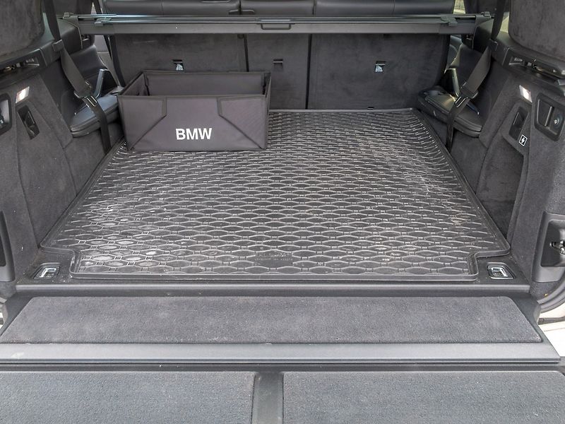 BMW X7 (2019) ČR 3.0i 250KW 7sed – INDIVIDUÁ - fotka 45 z 49