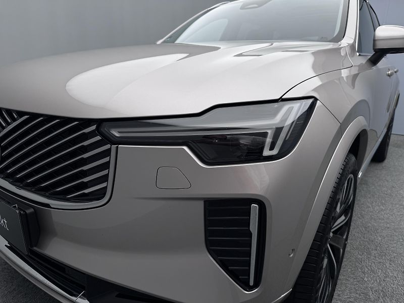 Volvo XC90 B5 AWD BRIGHT PLUS REZERVACE - fotka 24 z 55