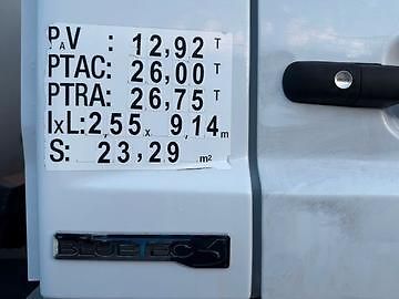 Mercedes-Benz Axor (2013) 2533 6x2 cisterna na vodu  - fotka 14 z 27