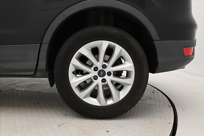 Ford Kuga 2,0 TDCi 110kW Tažné Záruka až - fotka 30 z 30