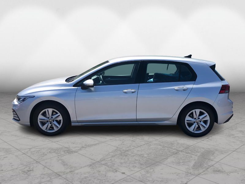 Volkswagen Golf 1.5 TSi LIFE - fotka 3 z 27