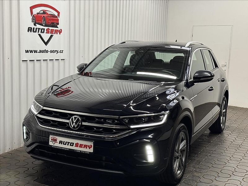 Volkswagen T-Roc R-LINE NEZ-TOP 2XALU TAŽNÉ DPH - fotka 1 z 42